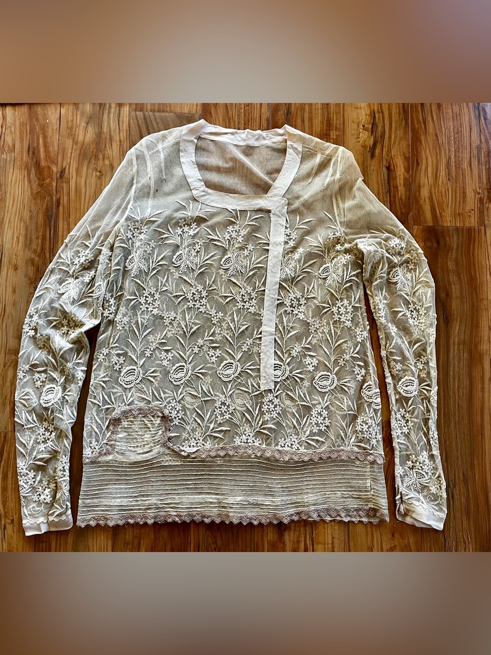 Antique Edwardian/Victorian Sheer Ivory Floral Embroidered Women's Blouse